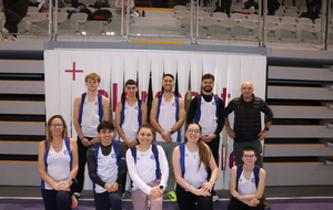 Les meetings et les qualifications s'enchaînent en salle