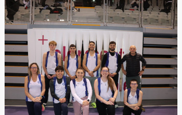 Les meetings et les qualifications s'enchaînent en salle