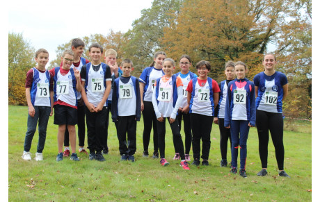 Bon départ au cross de Vieure.