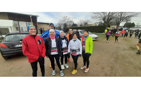 Ils courent entre chaleur et boue